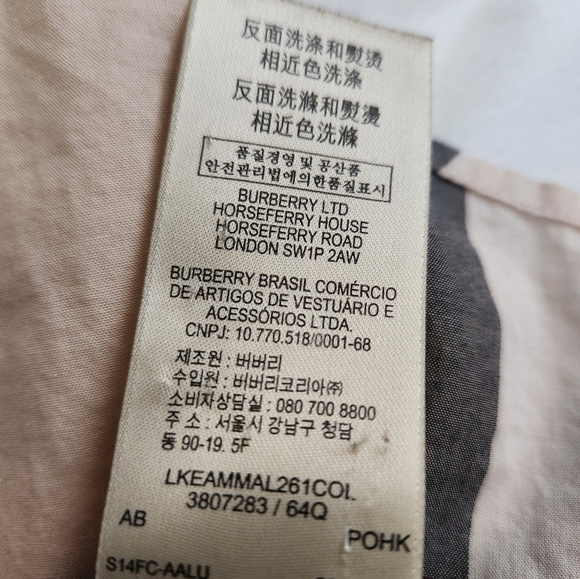 Burberry women's button down blouse. - Picture 4 of 5